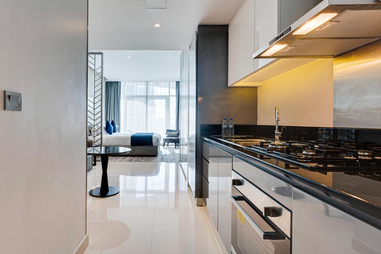 Apartment Lovely In Business Bay Dubai