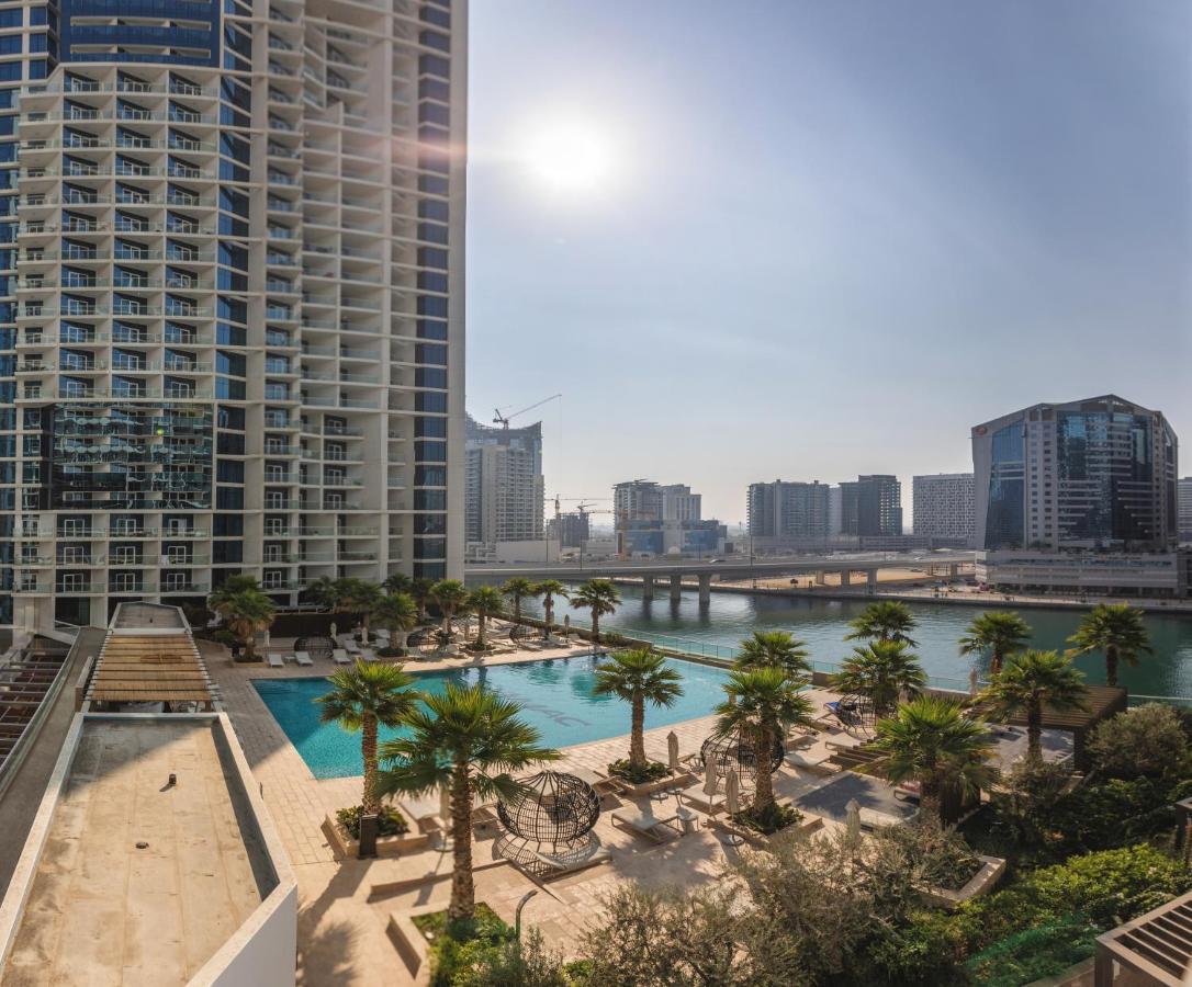 Lovely In Business Bay Apartment *